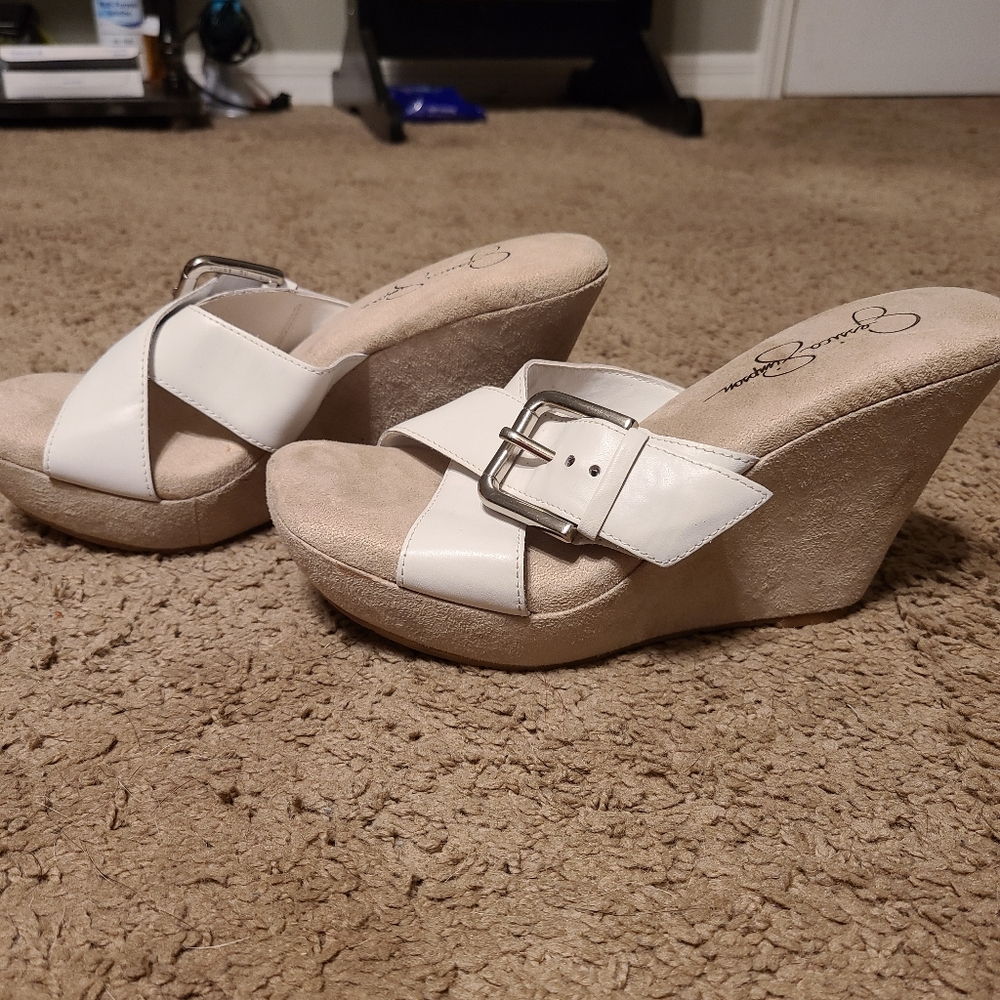 Jessica Simpson Wedges